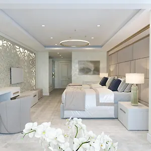 Ganjali Plaza Otel