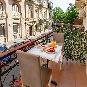 Lacasa Nizami Street Otel