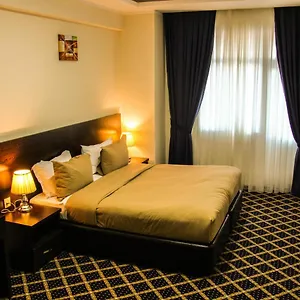 Kristal Otel