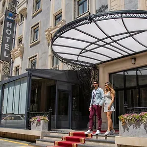 Alba & Otel